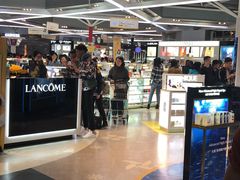 -日上免税店(三径路t3店)