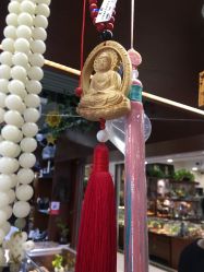 -灵彩珠宝(朗香街店)