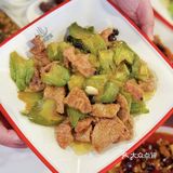 谁懂！竟然在肥肠煲里面吃到“卫生纸”