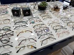 -三叶眼镜城·好视力眼镜店