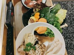 -洪氏嗨捞·猪肚鸡火锅(阳光天地店)