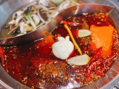 鸳鸯菌汤锅底-清真·天府皇城坝百年牛肉火锅(皇城清真寺店)