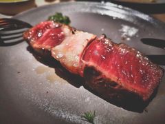 米蘭小牛肉排-Mercato莫卡多露台餐厅与酒吧(K11店)