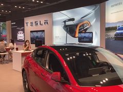 -TESLA 特斯拉(上海太古汇体验店)