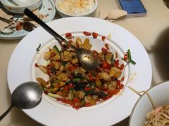 -佬麻雀·剁椒鱼头(京基KK One店)