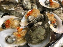 -蚝哥花姐湛江烤生蚝(美丽湾市场店)