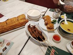 -悦得闲广式点心茶楼(蓝鲸世界店)