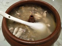 -湖泉水云间餐厅·弥勒地道菜(B座店)