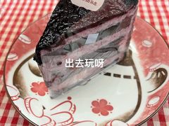 酷黑莓桑蛋糕切块-圆圆家甜品店
