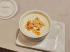 双皮奶-悦满楼·西关名点·湛江名菜(航空综合大厦店)