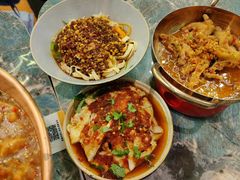 -浩海火燒雲傣家菜(芮欧百货店)