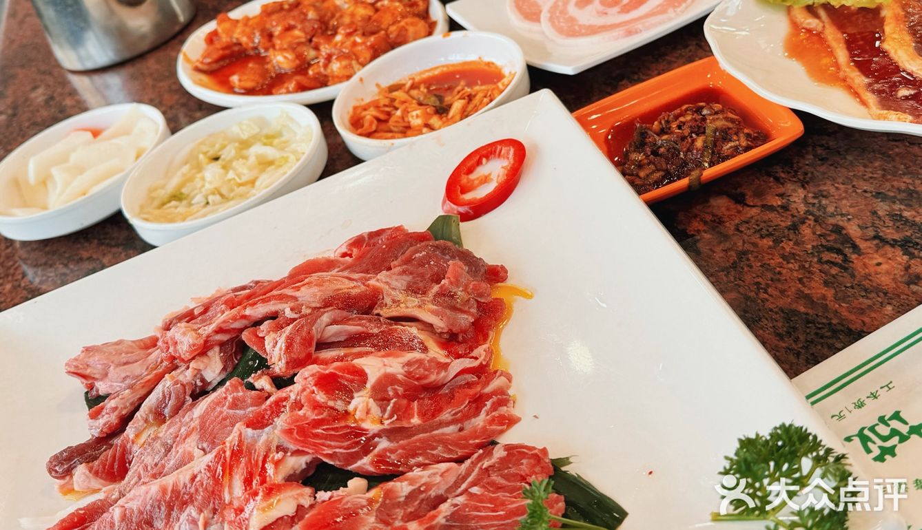 炭火飘香，烤肉盛宴，丰台火了几十年的烤肉🍖