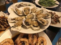 -臻鲜燕海鲜融合餐厅(金陵style店)