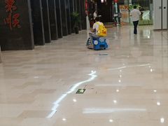 -银泰百货(北京大红门店)