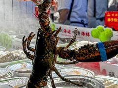 -四囍码头海鲜烧烤自助火锅(外滩南京东路悦荟广场店)