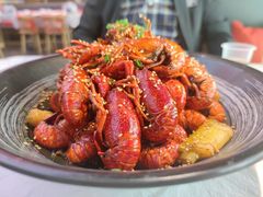 -肥肥虾庄·金牌油焖大虾(沙湖店)