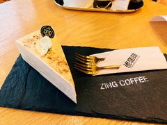 茉莉千层蛋糕-ZING COFFEE 镜咖啡