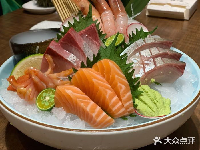 日进一片海.生腌海鲜火锅.宵夜烧烤(三里屯总店)图片