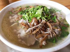-大众跷脚牛肉馆·非遗传承单位(峨眉山店)