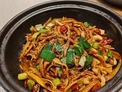 -万荣烤鸭店·北京菜(农光里店)