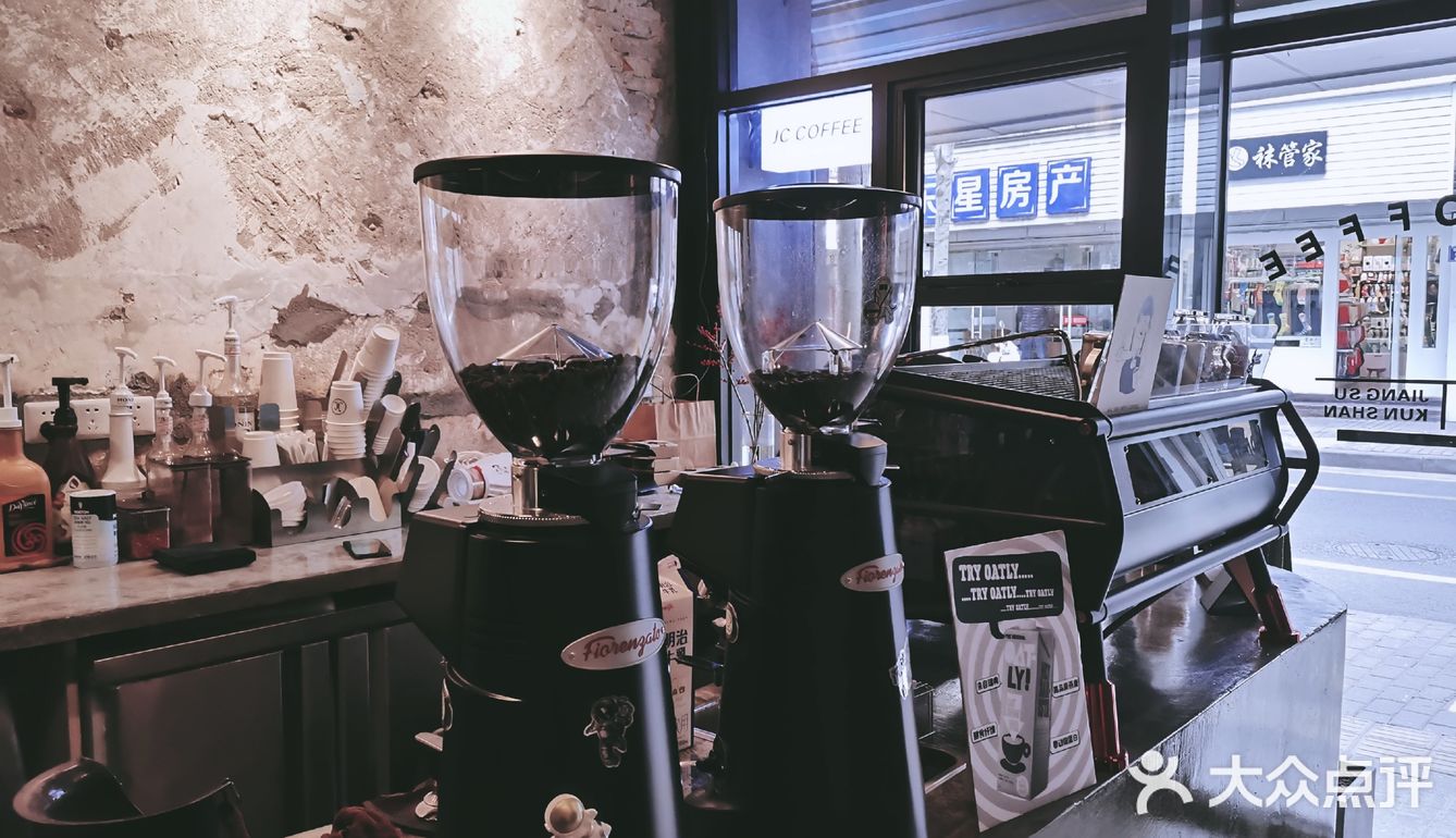 一杯人气热咖啡 | 弄堂里的小众咖啡店