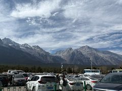 -玉龙雪山游客服务中心