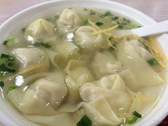 -珊珊小笼馆(仙霞路店)