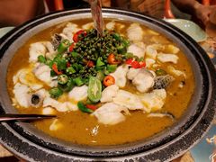 -炭舍干锅·烤鱼(扬名广场店)