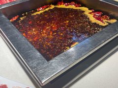 -二荆条·蜀鲜汇城市森林火锅