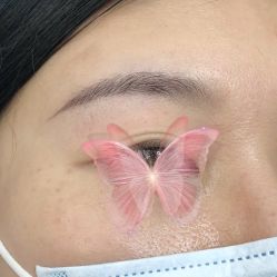 -一个差评成就的纹眉店