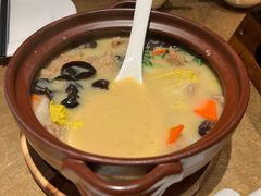 京城酥肉锅-四季民福烤鸭店(西单华威约饭街店)