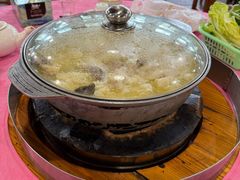 -侠成水上农庄(工业大道店)