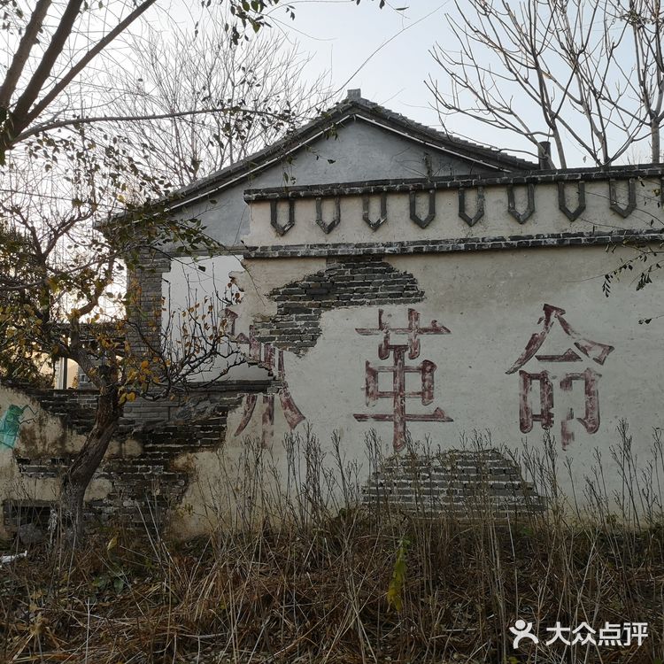 火车道徒步，隧道探险，顿时感慨，应该好好学学拍照了[调皮]