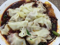 红油抄手-花市豌杂面(民生路店)