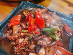 避风塘酱爆八爪鱼-捞围鲜·港式打边炉(海阳路店)