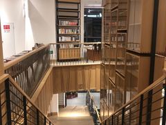 -简屋书店