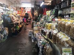 -瓦洛洛传统市场