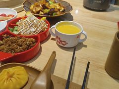 -小六汤包·老字号·中华名小吃(兴庆路店)