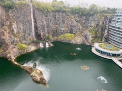 -蓝精灵乐园·世茂精灵之城主题乐园