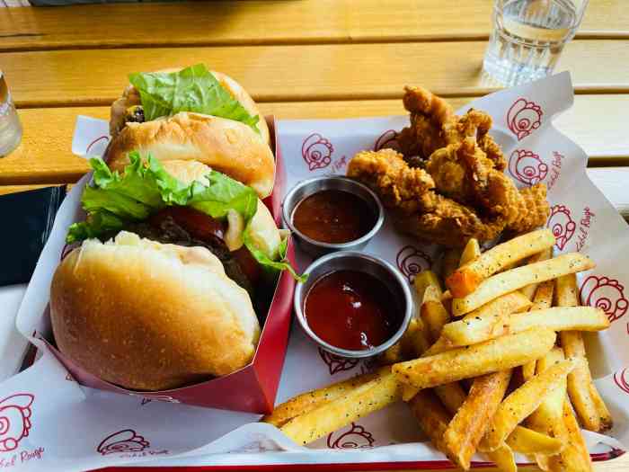 goosebump express鸡皮士·贩鸡小铺-"之前就来这边吃过一家小香猪