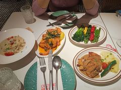 -CRAZYONES克芮旺斯西班牙餐厅(龙湖金沙天街店)