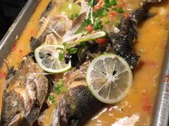 -里岛烤鱼(东港凯虹广场店)