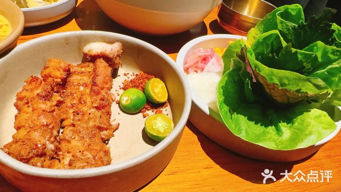 SHAN山(前滩太古里店)厚切糖烤五花肉图片