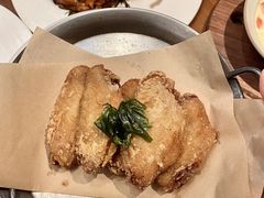 -阡陌上花园设计师民宿(深圳坪洲地铁站店)