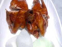 -蝴蝶里·粤菜·点心(龙湖天街&滨江店)