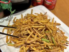 -莲餐厅·湖北菜·潜江小龙虾店(愚园路店)