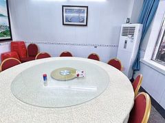 -滑记海鲜饭店·老字号(海鲜街店)