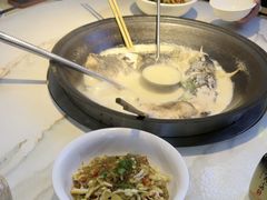 -陈大锅·岳阳鱼馆·地道岳阳菜(美食街店)