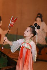 -支流映画摄影·汉服妆造跟拍(本宫来了银泰店)