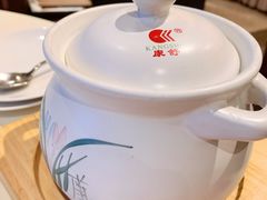 青红萝卜煲唐排-利苑酒家(金宝店)